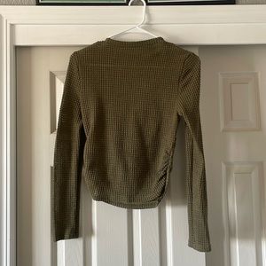 knitted sweater, no tags, unknown brand, fits like a small to medium